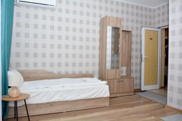 Hotel Rade 1 Vratsa 외부 사진
