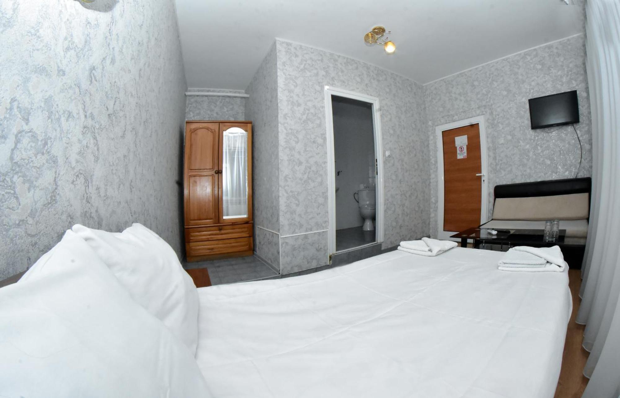 Hotel Rade 1 Vratsa 외부 사진