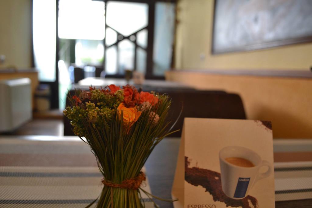 Hotel Rade 1 Vratsa 외부 사진